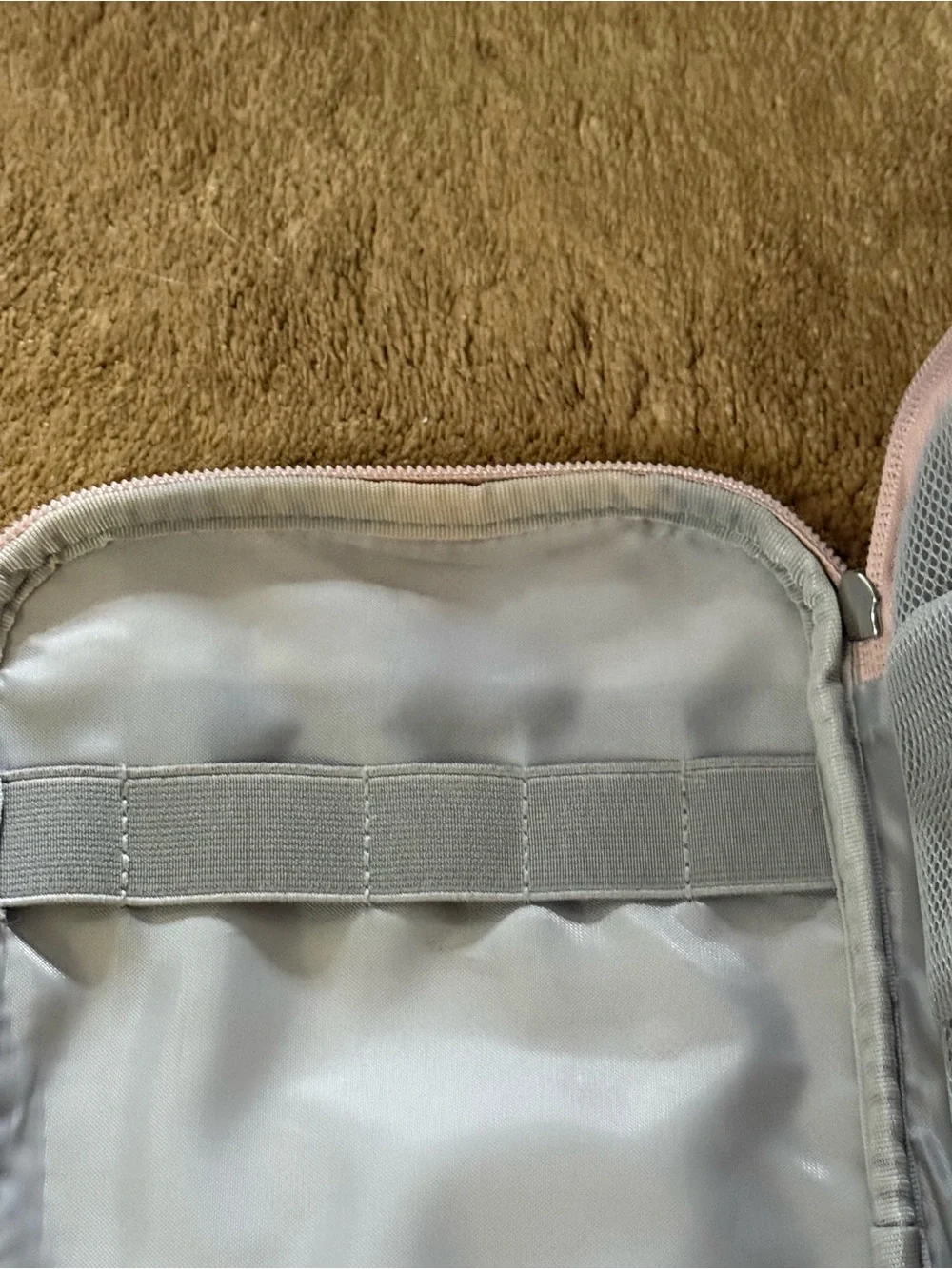 Bagsmart lightly used